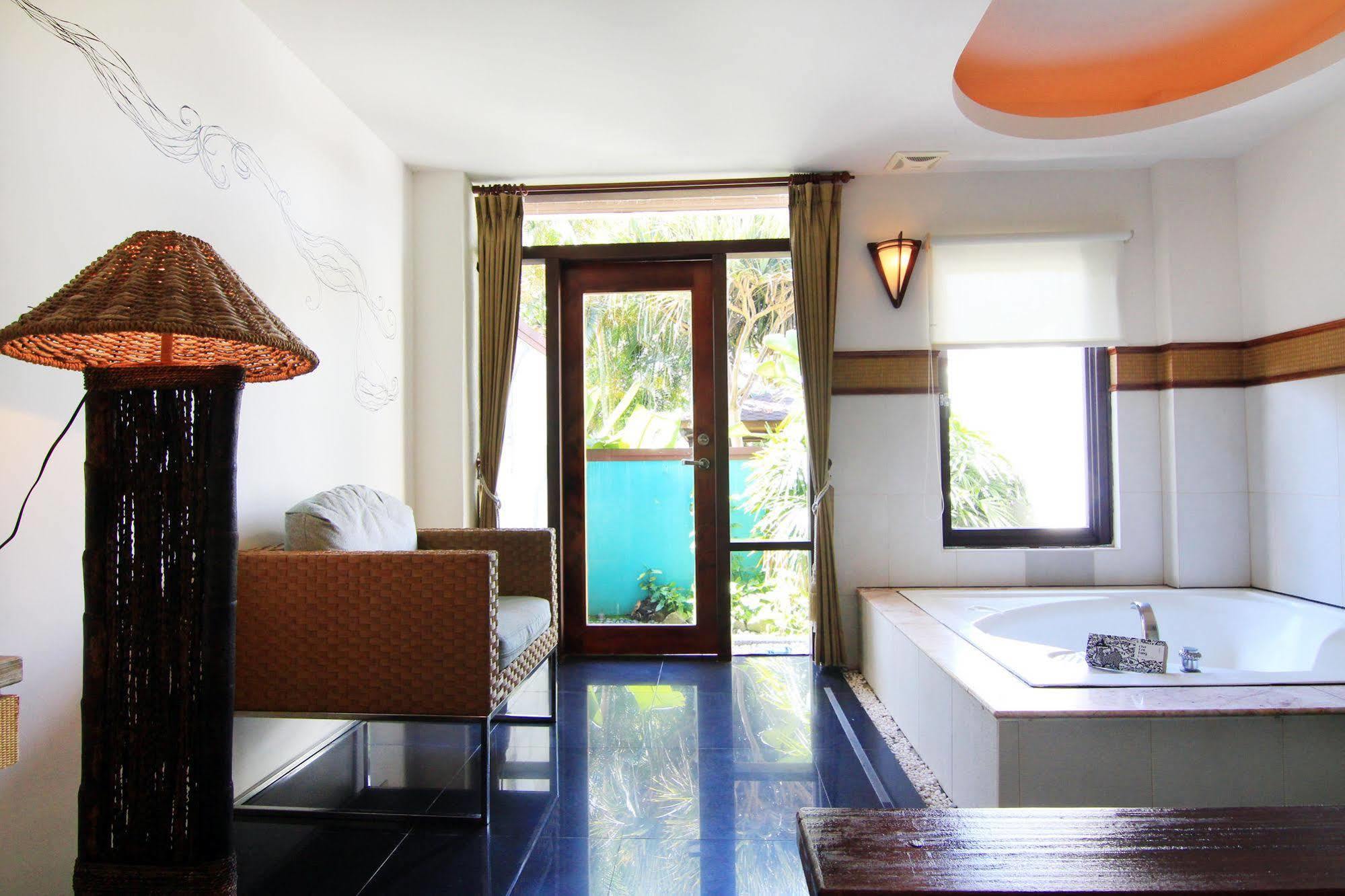Palm Villa Guesthouse Nantou Extérieur photo